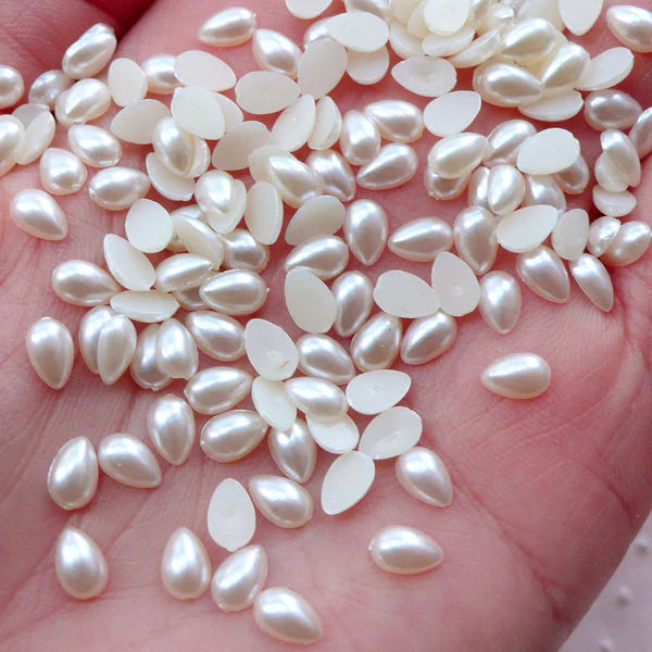 Pearl flat tear beads - 1cm